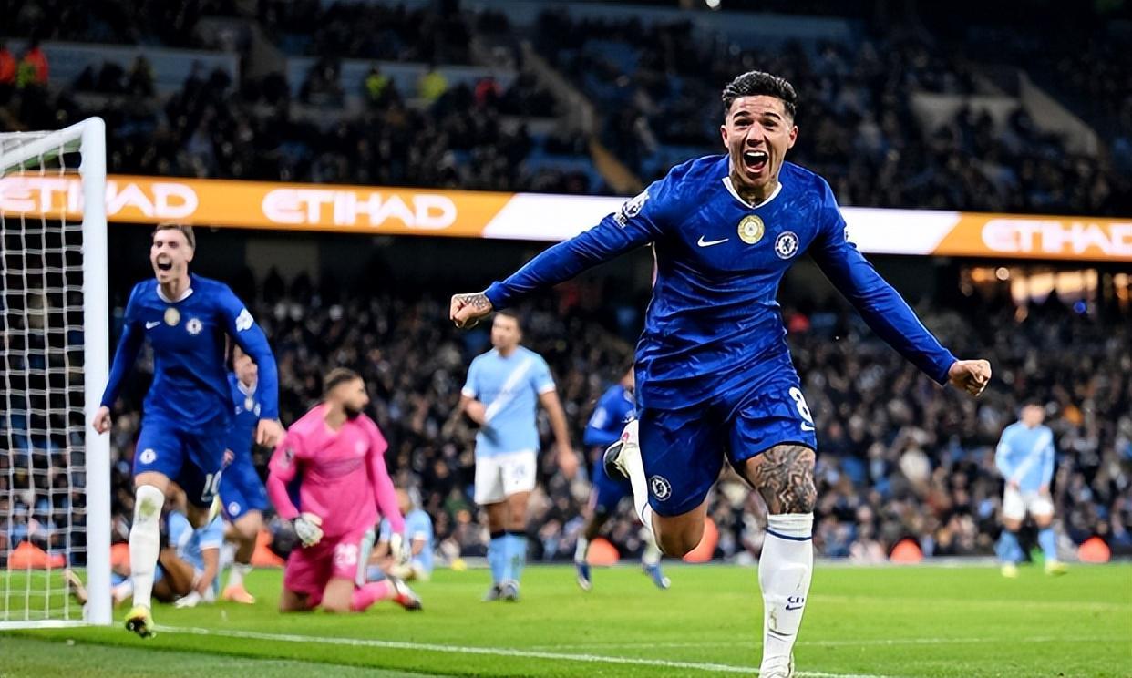 开云体育PC端-皇马酝酿重磅引援，高价挖角阿根廷中场巨星，一大短板可迎刃而解